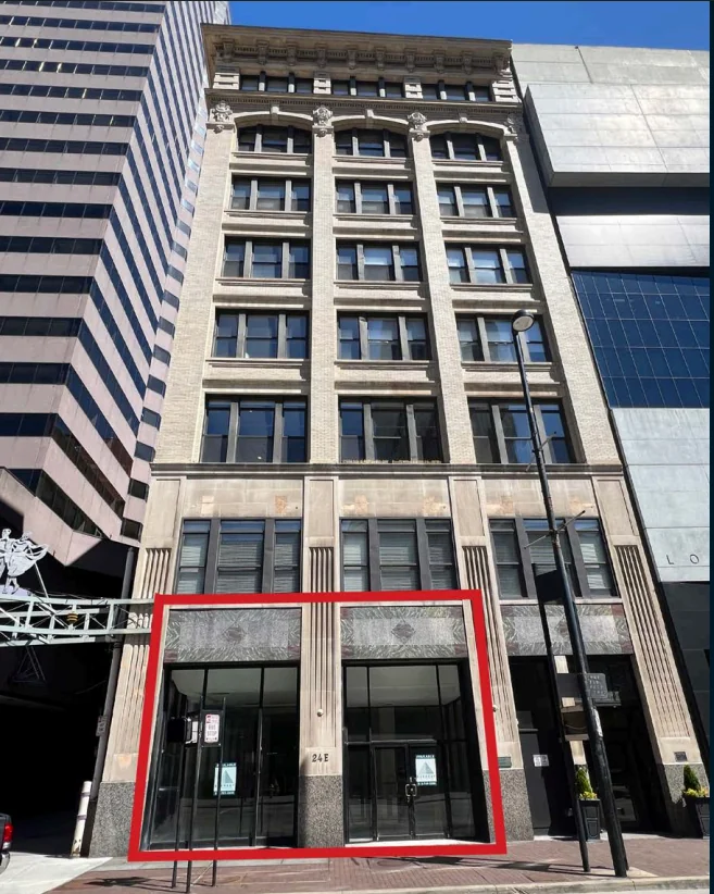 24 E 6th St — Lease in Cincinnati, OH, photo 1 of 8
