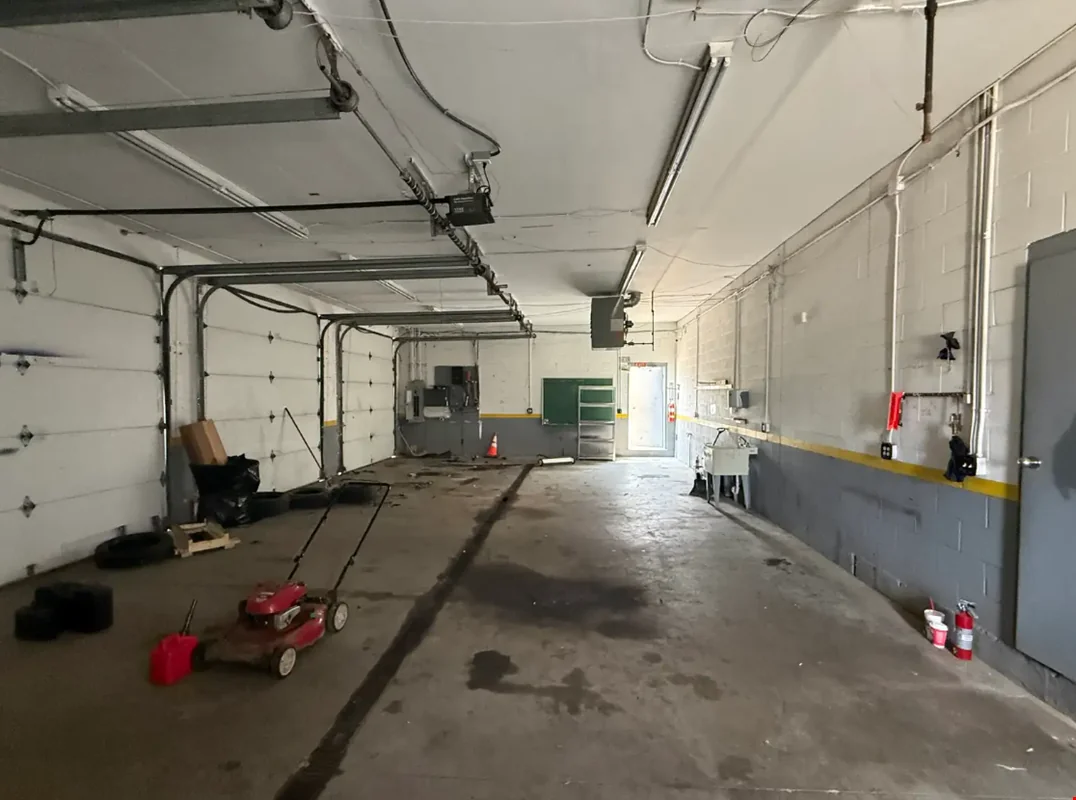 Auto Sales Facility with Separate Repair Building — Sale in Lansing, MI, photo 2 of 8