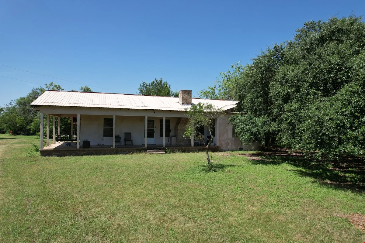 14650 Graef Rd — Sale in Creedmoor, TX, photo 3 of 8