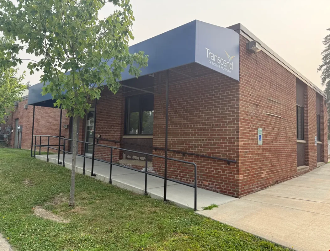 805 W. Michigan Ave — Sale in Jackson, MI, photo 4 of 8