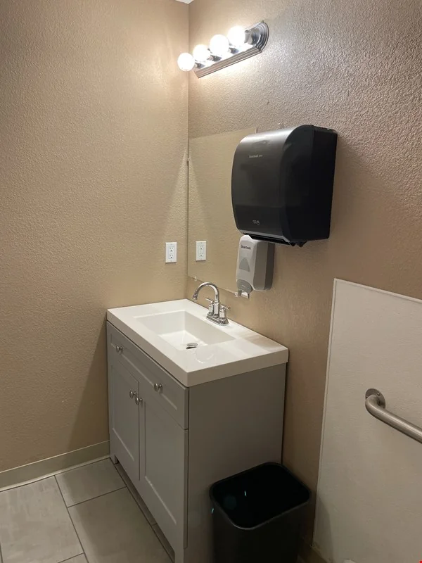 671 Academy Ct — Lease in Windsor, CO, photo 5 of 8