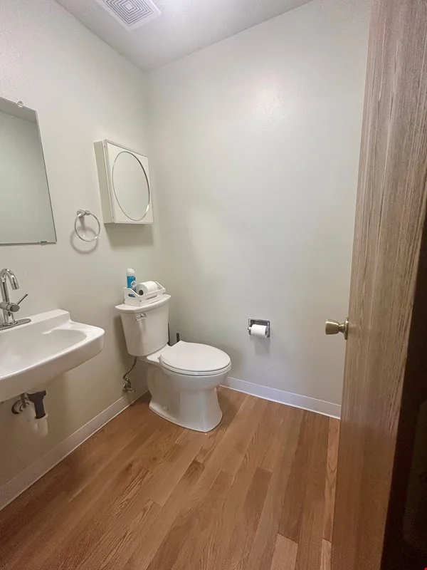 2707 W Eisenhower #2 — Lease in Loveland, CO, photo 5 of 8