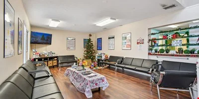 108 4th Ave S — Sale in Safety Harbor, FL, photo 5 of 8