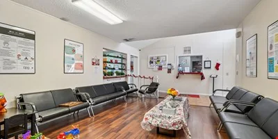 108 4th Ave S — Sale in Safety Harbor, FL, photo 6 of 8