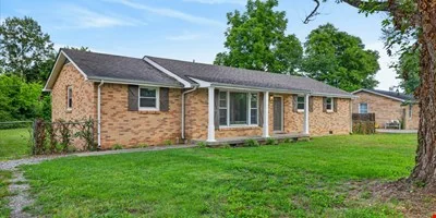 422 Burch Rd — Sale in Clarksville, TN, photo 4 of 8
