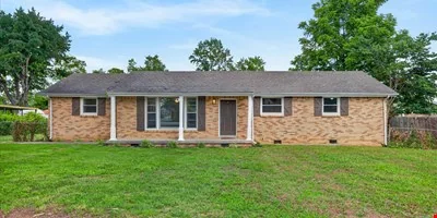 422 Burch Rd — Sale in Clarksville, TN, photo 3 of 8