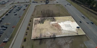 15372 Fort Campbell Blvd — Sale in Oak Grove, KY, photo 1 of 5