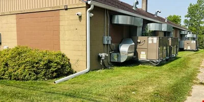 2305 N High St - Lansing Mi — Sale in Lansing, MI, photo 4 of 7