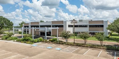 2100 Regional Medical Dr — Sale in Wharton, TX, photo 1 of 8