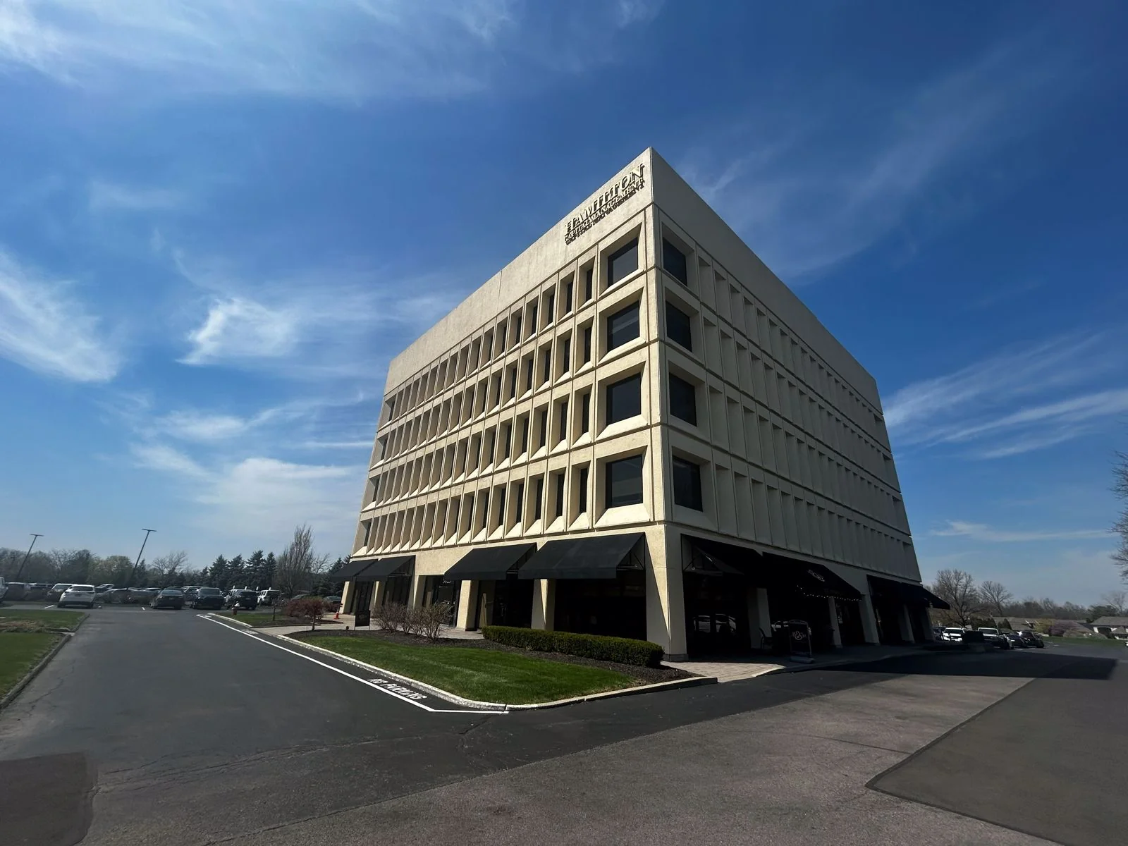 5025 Arlington Centre Blvd. — Lease in Columbus, OH, photo 1 of 8