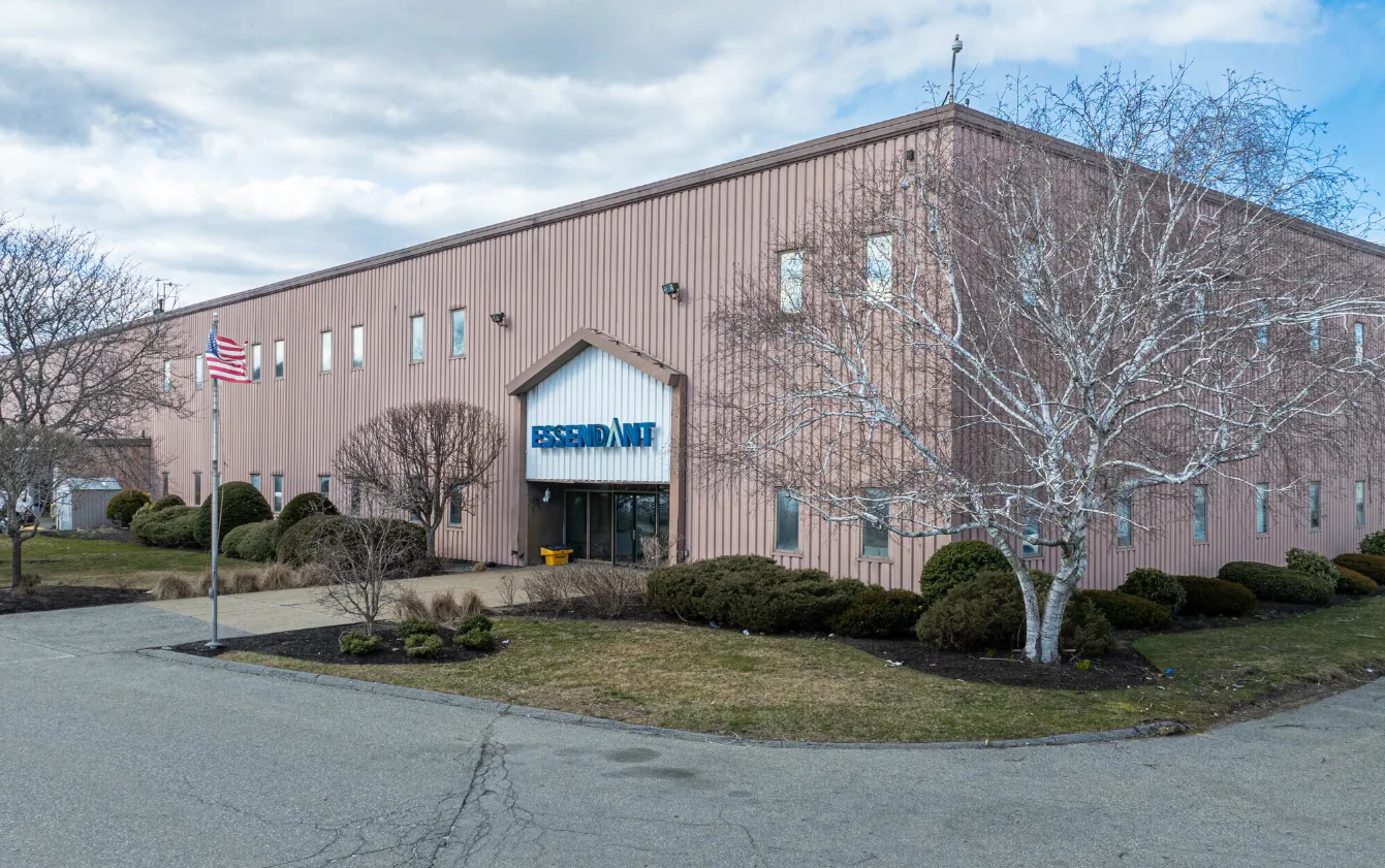 Industrial in Woburn, MA — Lease in Woburn, MA, photo 1 of 5