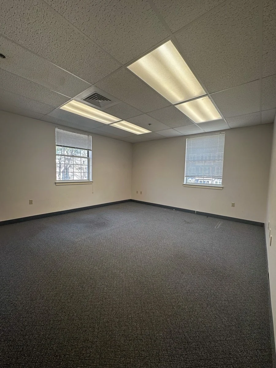 Office in Bloomfield, CT — Sale in Bloomfield, CT, photo 7 of 8