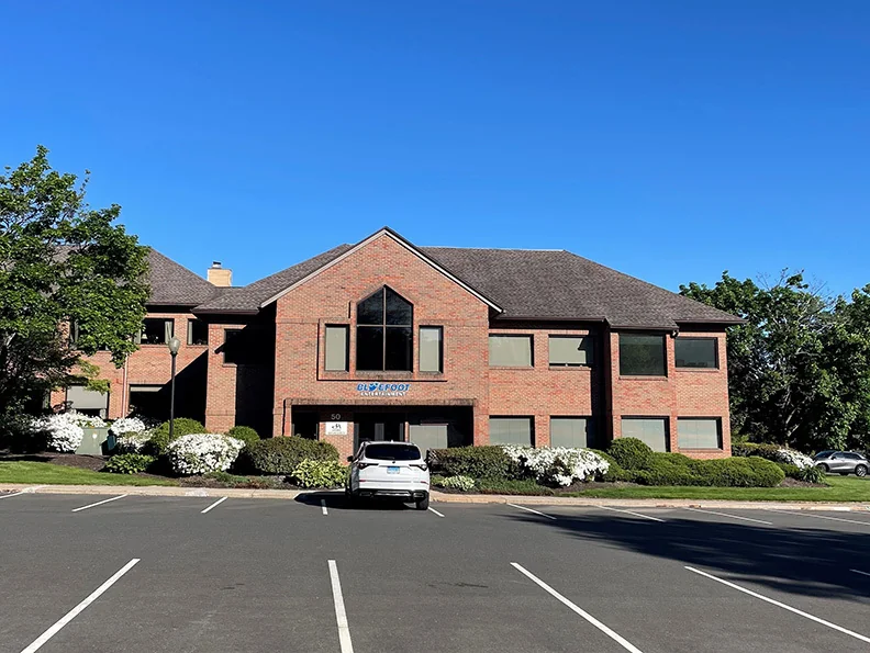 50 Avon Meadow Lane — Lease in Avon, CT, photo 4 of 5