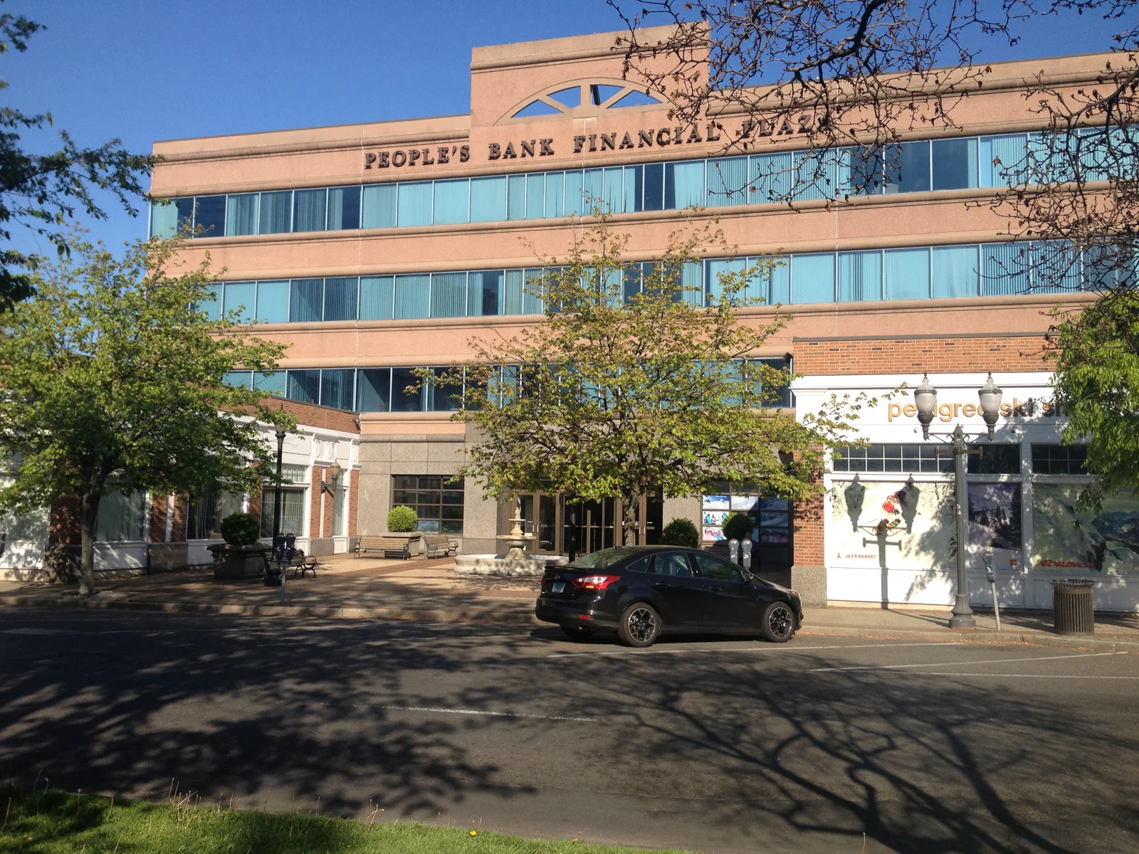 Office in Stamford, CT — Lease in Stamford, CT, photo 1 of 5