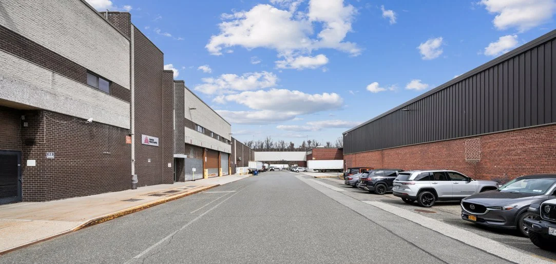 Empire Complex — Lease in Astoria, NY, photo 1 of 2