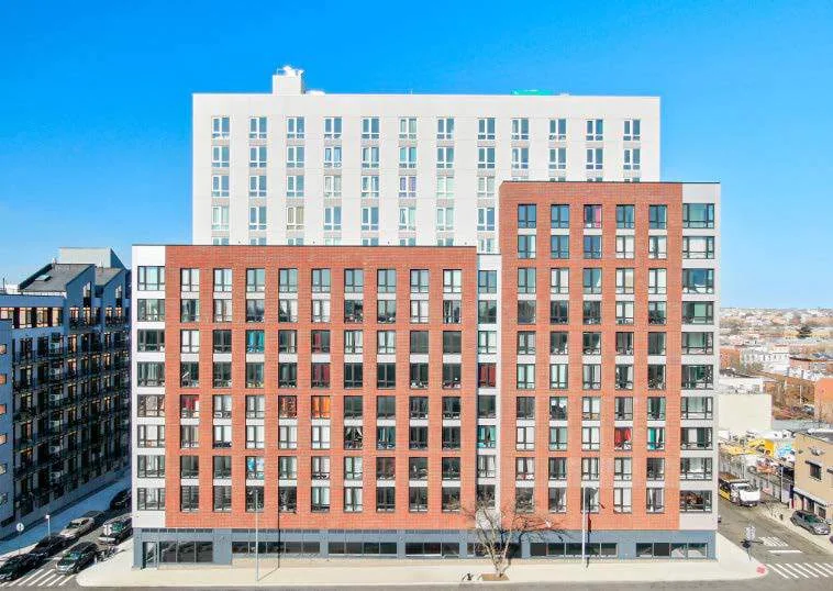 Retail in Brooklyn, NY — Lease in Brooklyn, NY, photo 1 of 1