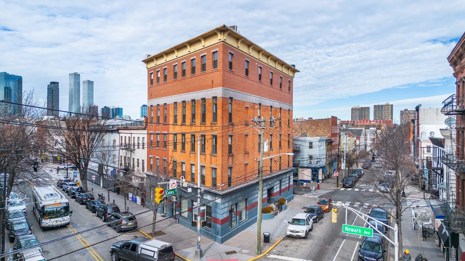 Retail in Jersey City, NJ — Lease in Jersey City, NJ, photo 1 of 8