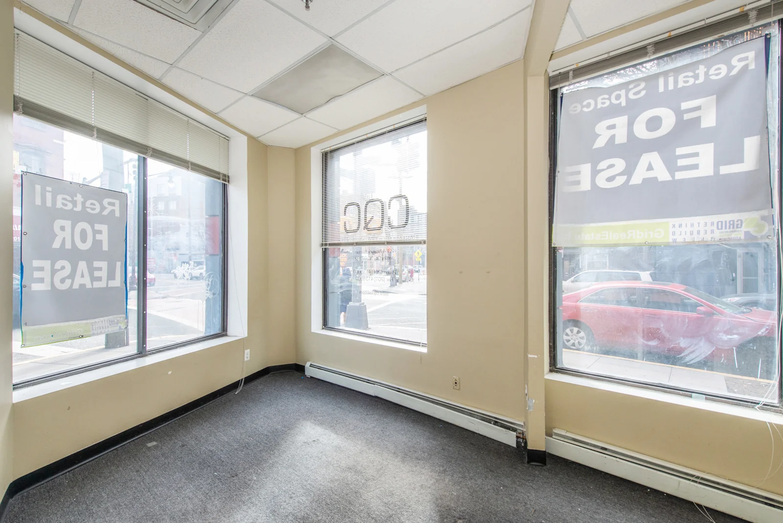 Retail in Jersey City, NJ — Lease in Jersey City, NJ, photo 3 of 8