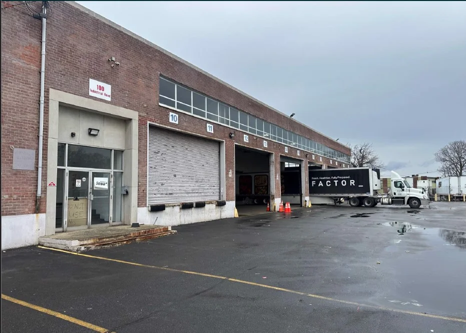 Industrial in Carlstadt, NJ — Lease in Carlstadt, NJ, photo 1 of 1