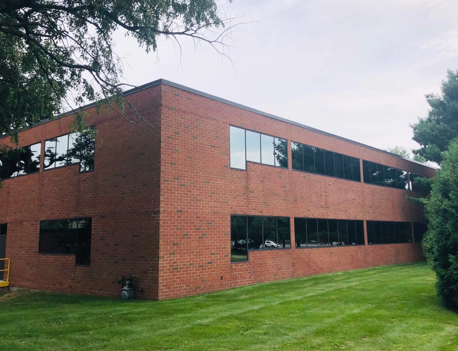 Corporate Plaza Office Park — Lease in Albany, NY, photo 1 of 8
