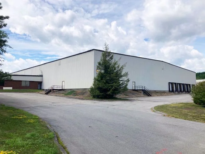 109 Balzano Drive, Gloversville — Lease in Johnstown, NY, photo 1 of 4