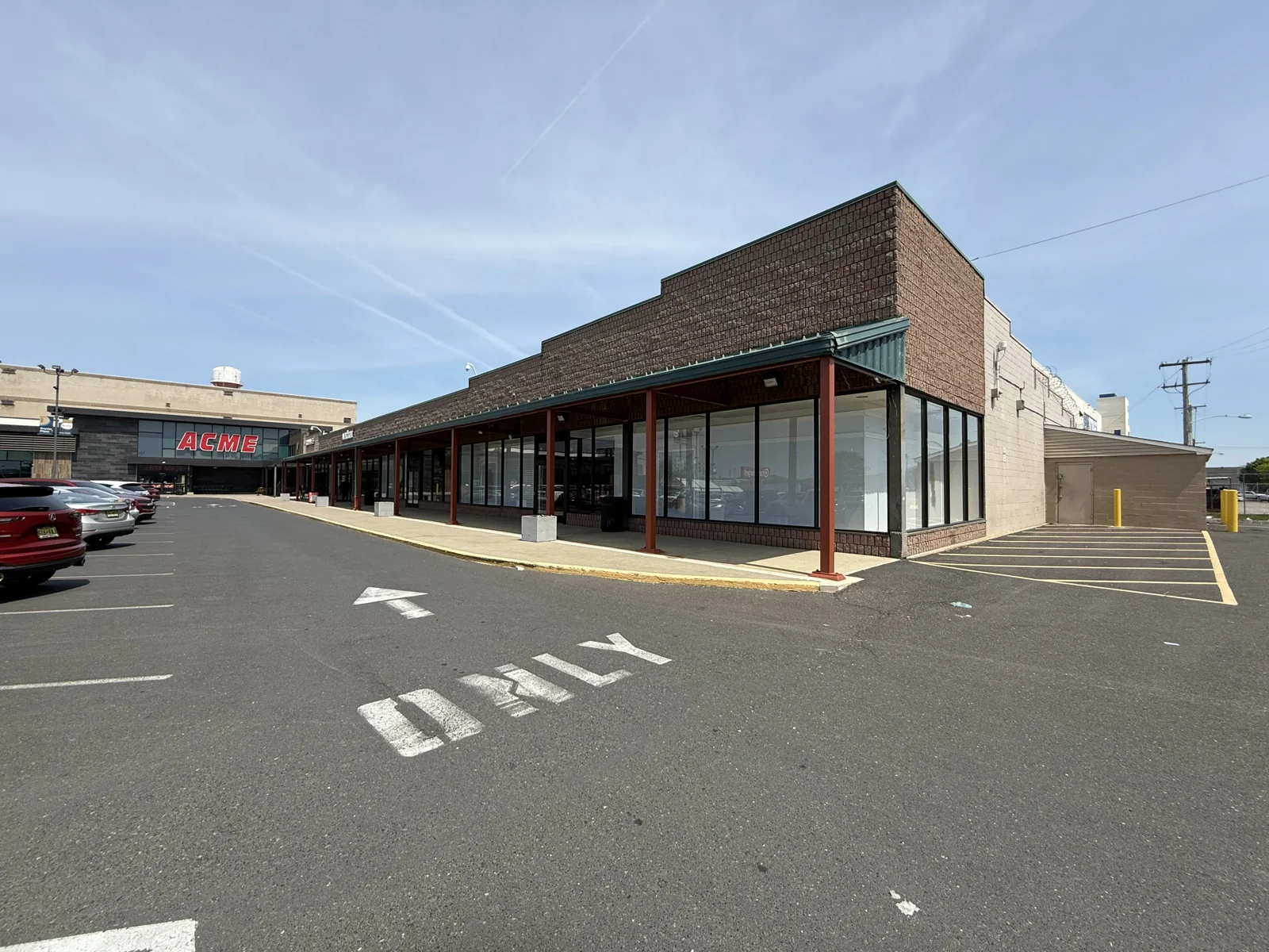 Snyder Plaza — Lease in Philadelphia, PA, photo 2 of 3