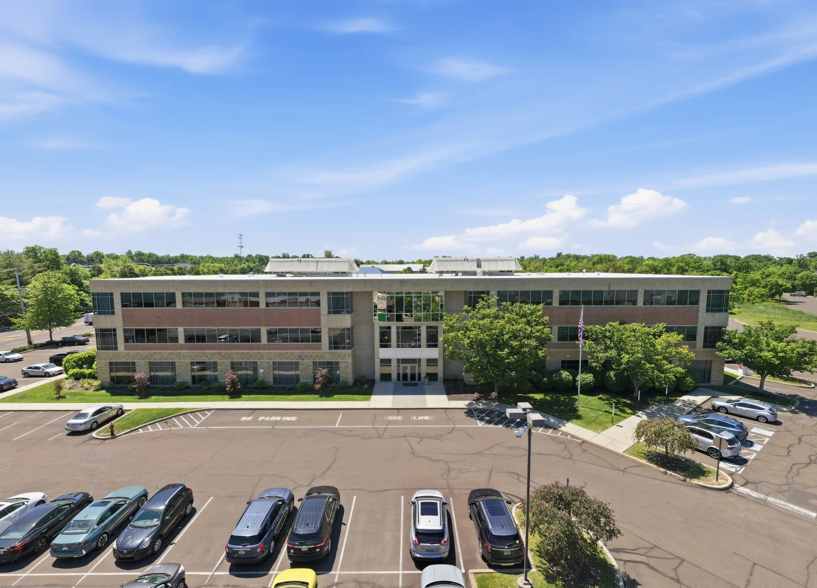 Office in Jamison, PA — Sale in Jamison, PA, photo 2 of 4