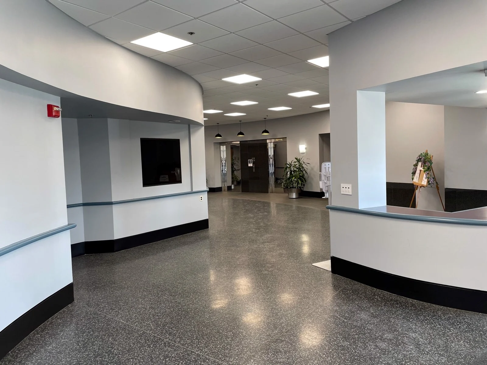 Commerce Corporate Center — Lease in Allentown, PA, photo 2 of 8