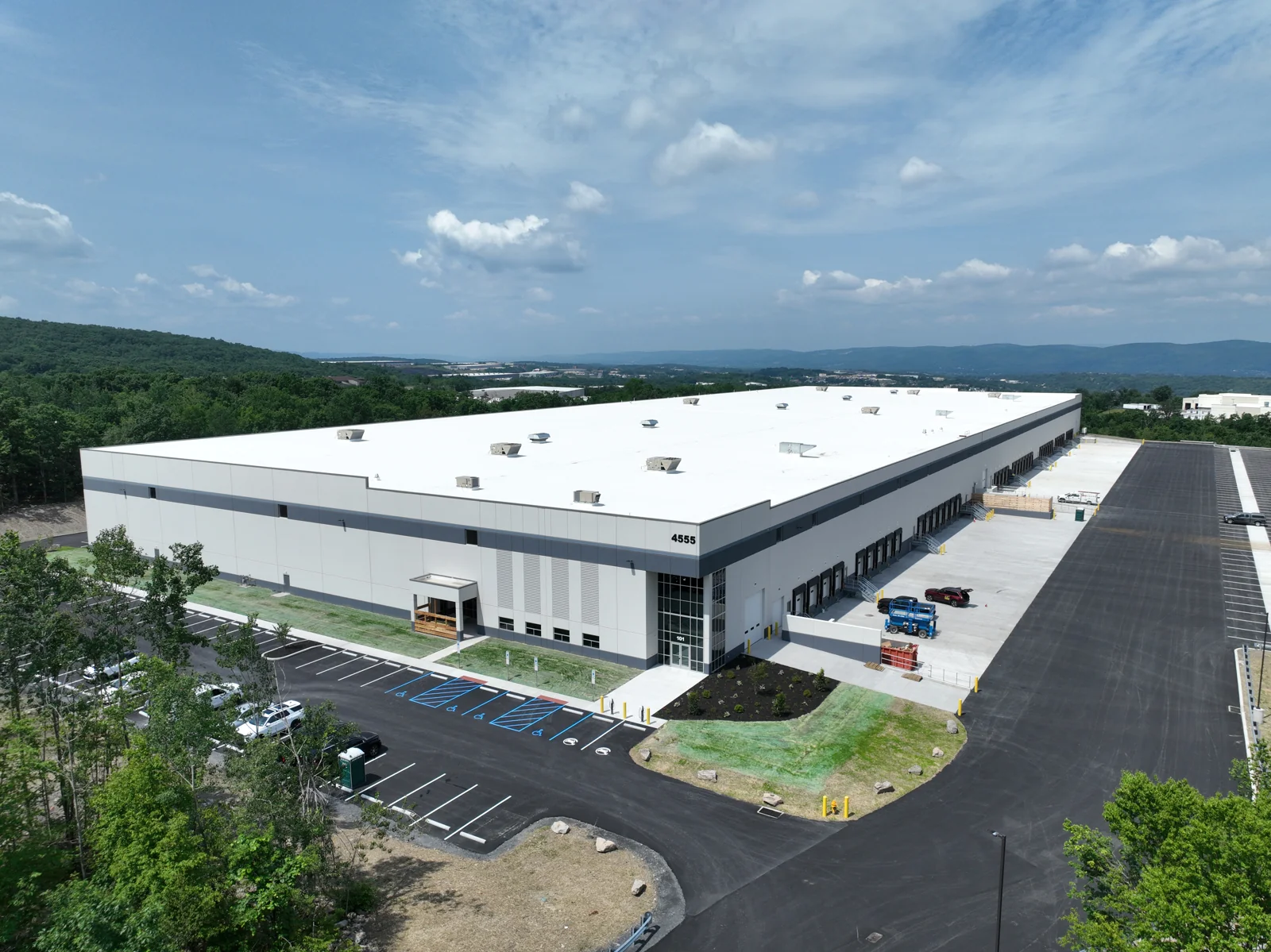 High-Performance Class A Space, Available Now — Lease in Pittston, PA, photo 1 of 5