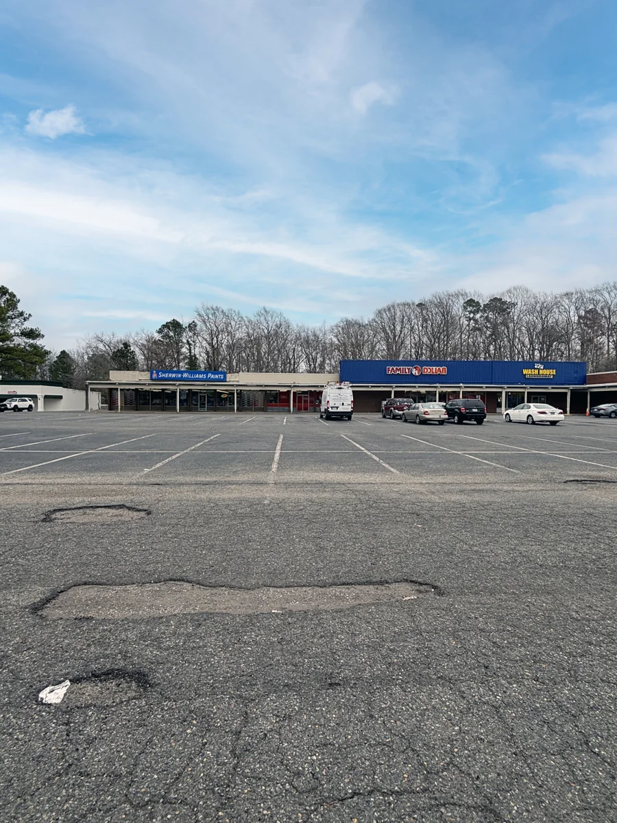 Retail in Williamsburg, VA — Lease in Williamsburg, VA, photo 2 of 4