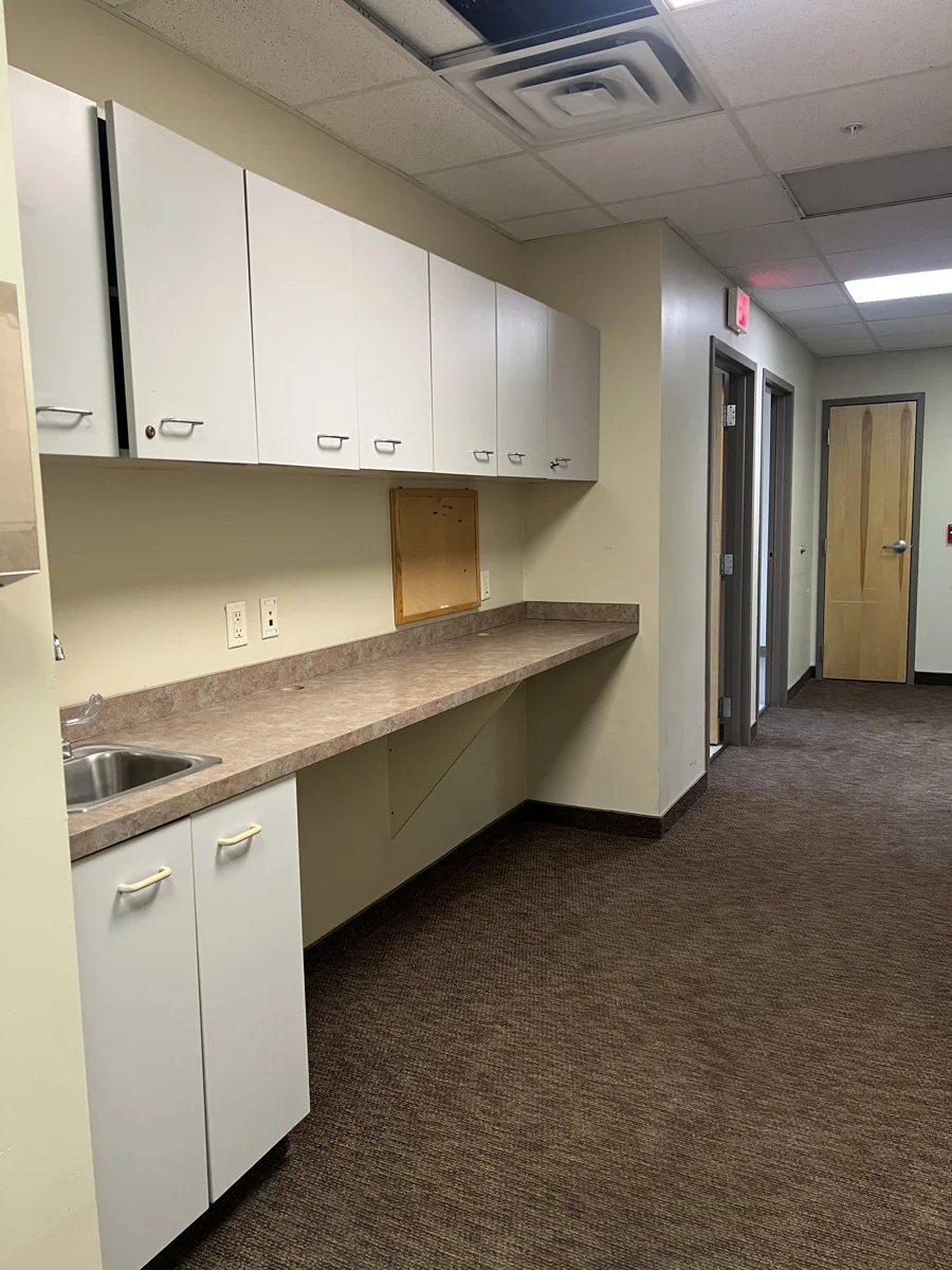 North Medical Center — Lease in Liverpool, NY, photo 2 of 8