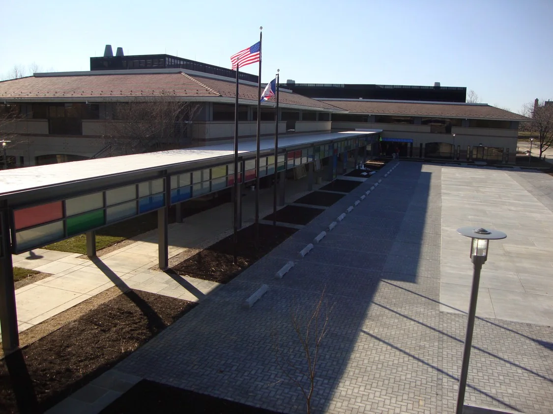 Shady Grove Life Sciences Center — Lease in Rockville, MD, photo 1 of 6