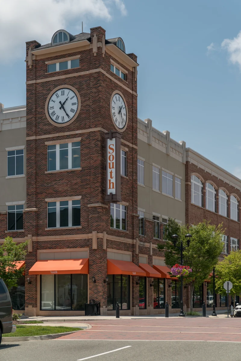 West Broad Village — Lease in Glen Allen, VA, photo 2 of 7