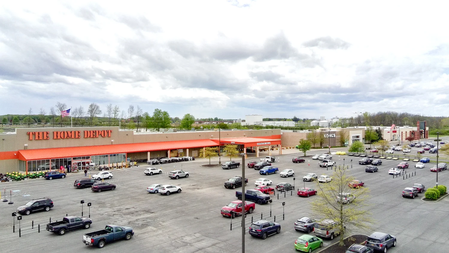 Fingerlakes Crossing Shopping Plaza — Sale in Auburn, NY, photo 6 of 8