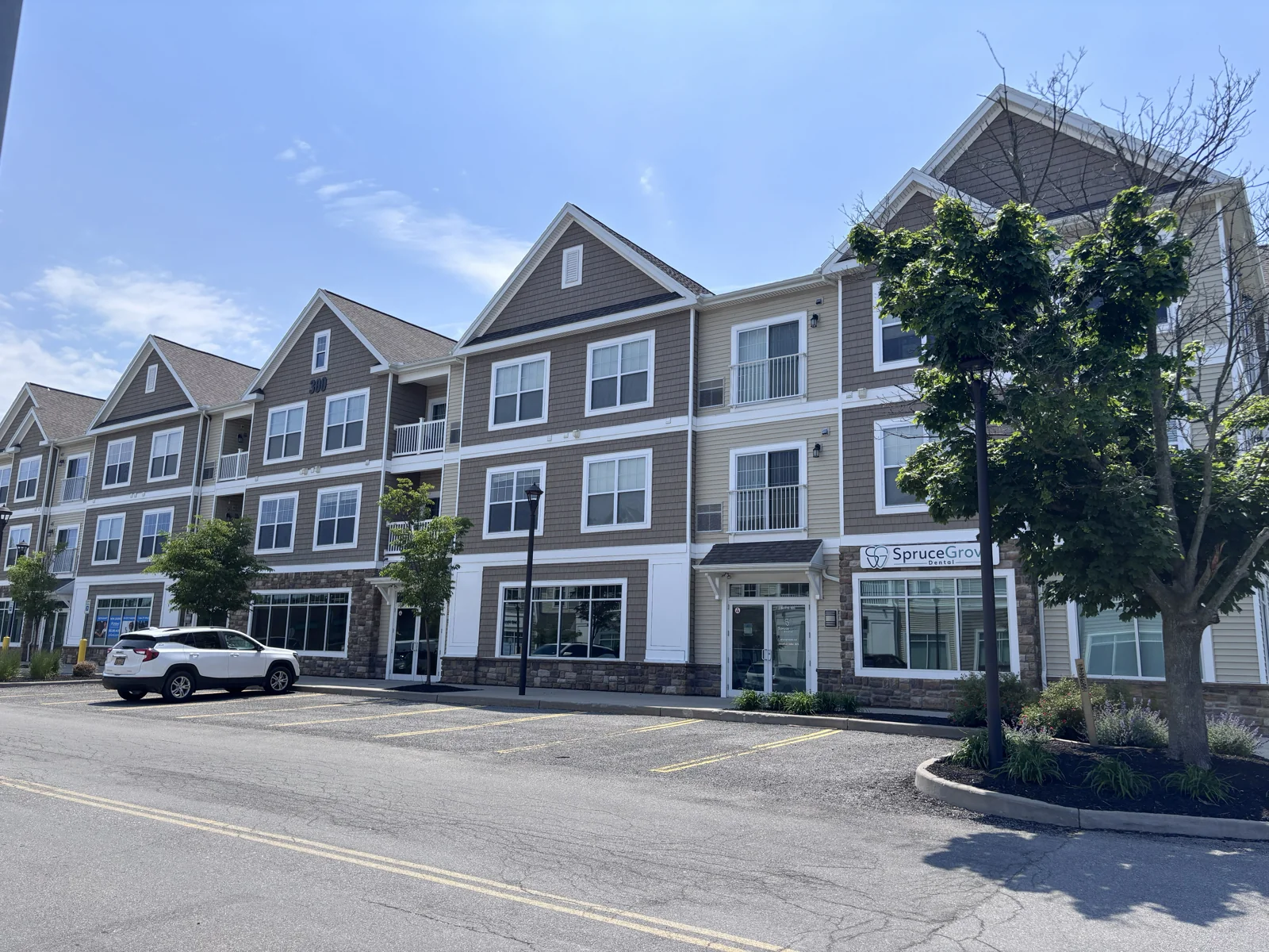 Retail Space at Perinton Hills Townhomes & Apartments — Lease in Fairport, NY, photo 1 of 3