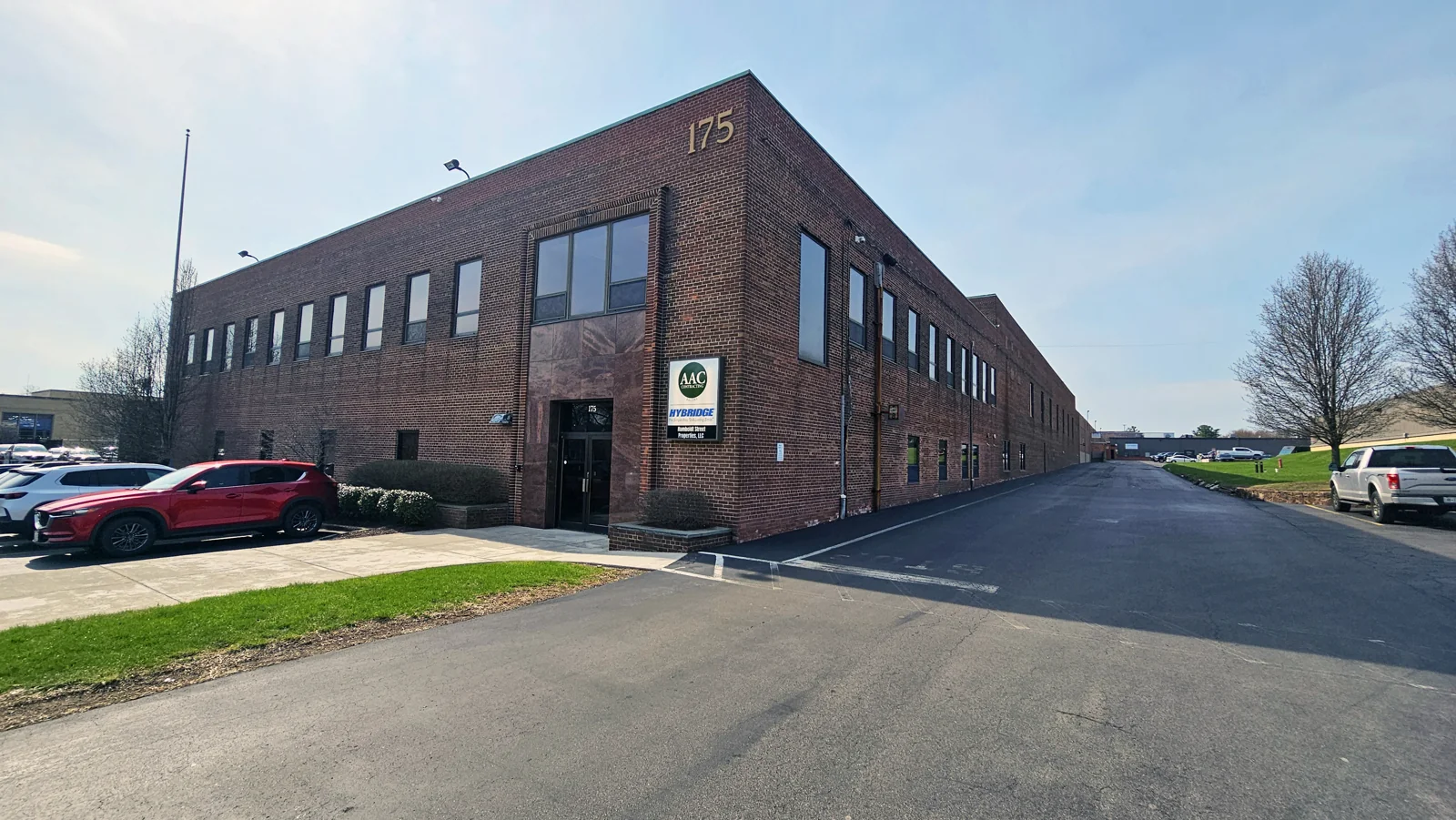 Office & Warehouse Space — Lease in Rochester, NY, photo 1 of 5