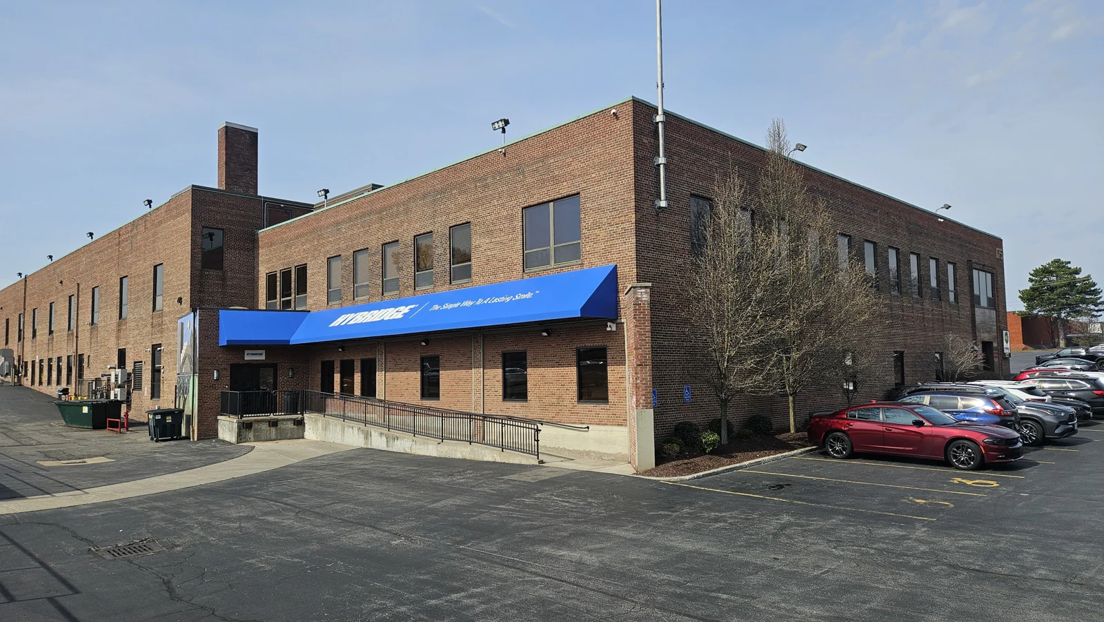 Office & Warehouse Space — Lease in Rochester, NY, photo 3 of 5
