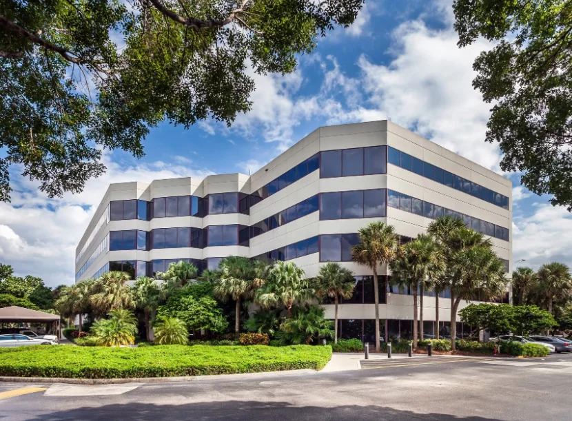 Commercial Tower at Executive Airport — Lease in Fort Lauderdale, FL, photo 1 of 1