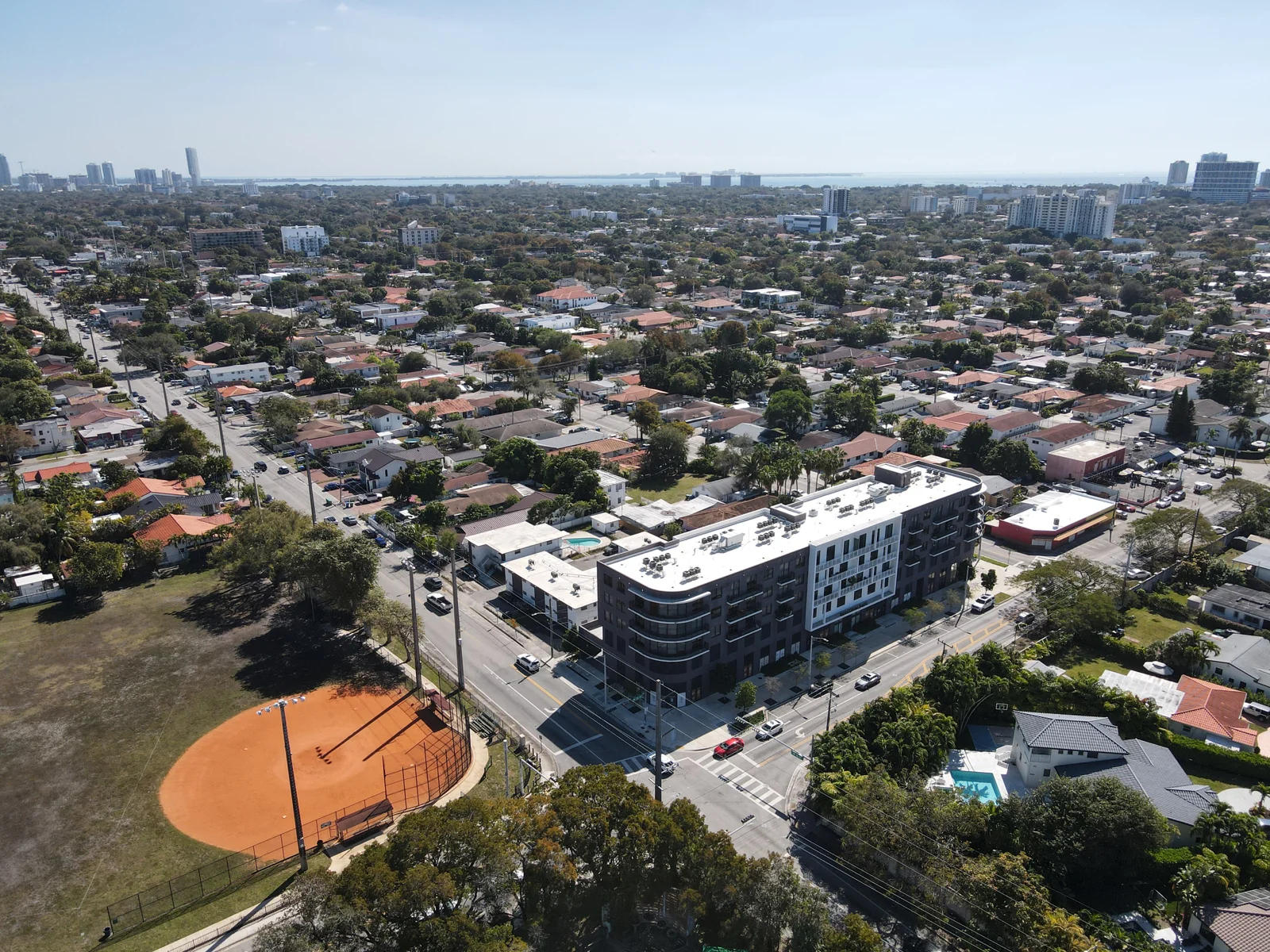 Retail in Miami, FL — Lease in Miami, FL, photo 3 of 5