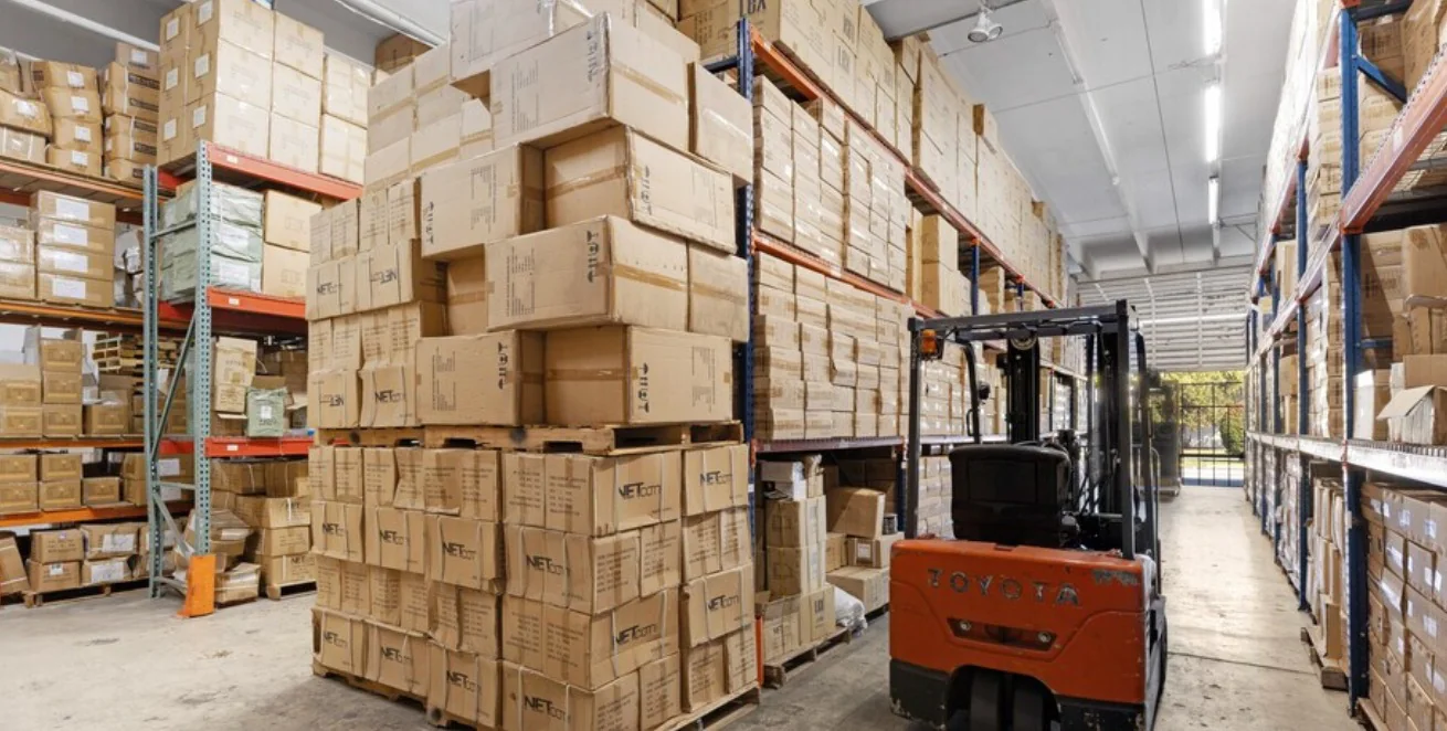 Doral Warehouse — Lease in Miami, FL, photo 4 of 5