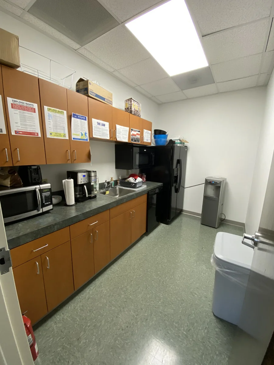 1671 Belle Isle Avenue — Lease in Mount Pleasant, SC, photo 3 of 8