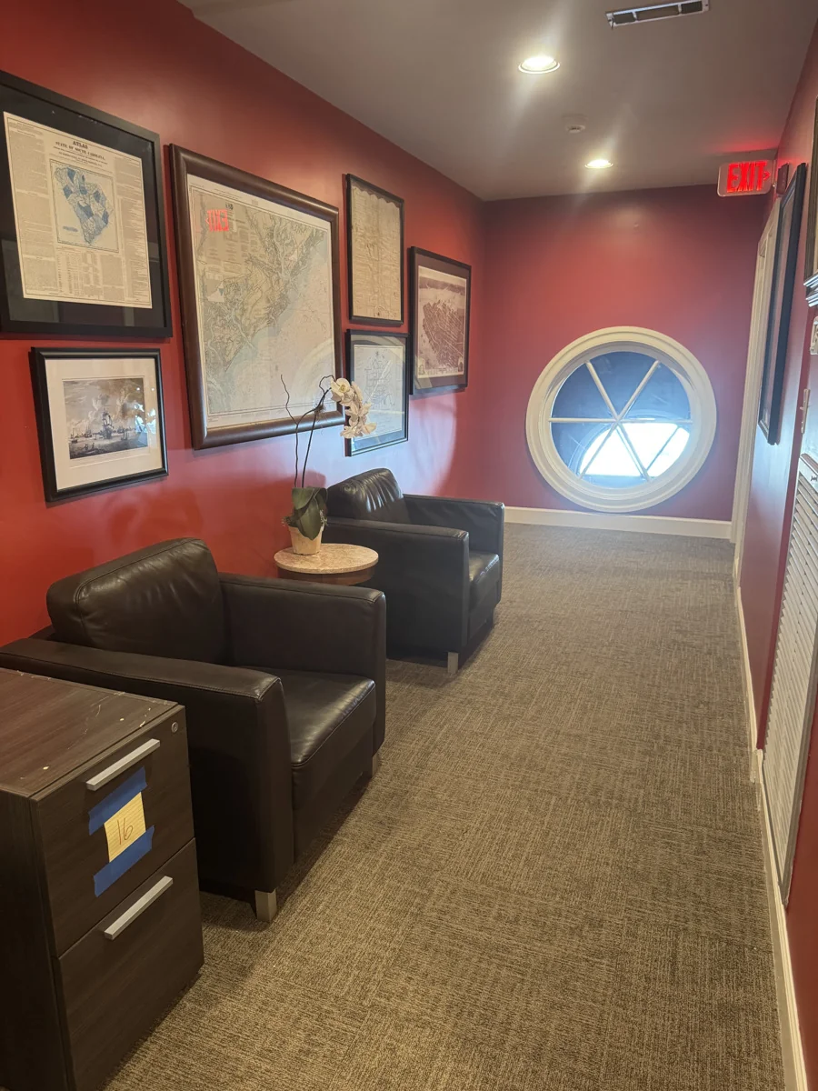 Office in Charleston, SC — Lease in Charleston, SC, photo 1 of 8