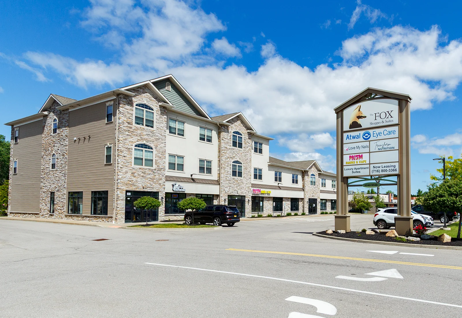 The Fox Shoppes & Suites — Lease in East Amherst, NY, photo 1 of 5
