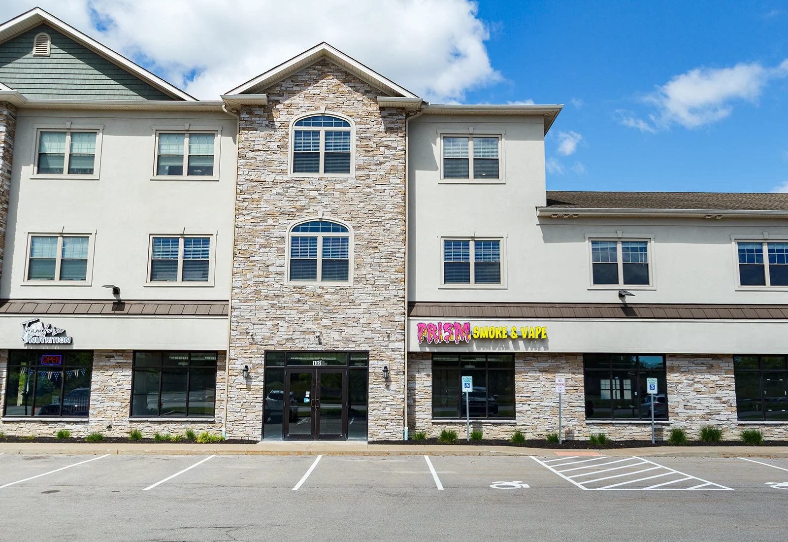 The Fox Shoppes & Suites — Lease in East Amherst, NY, photo 3 of 5