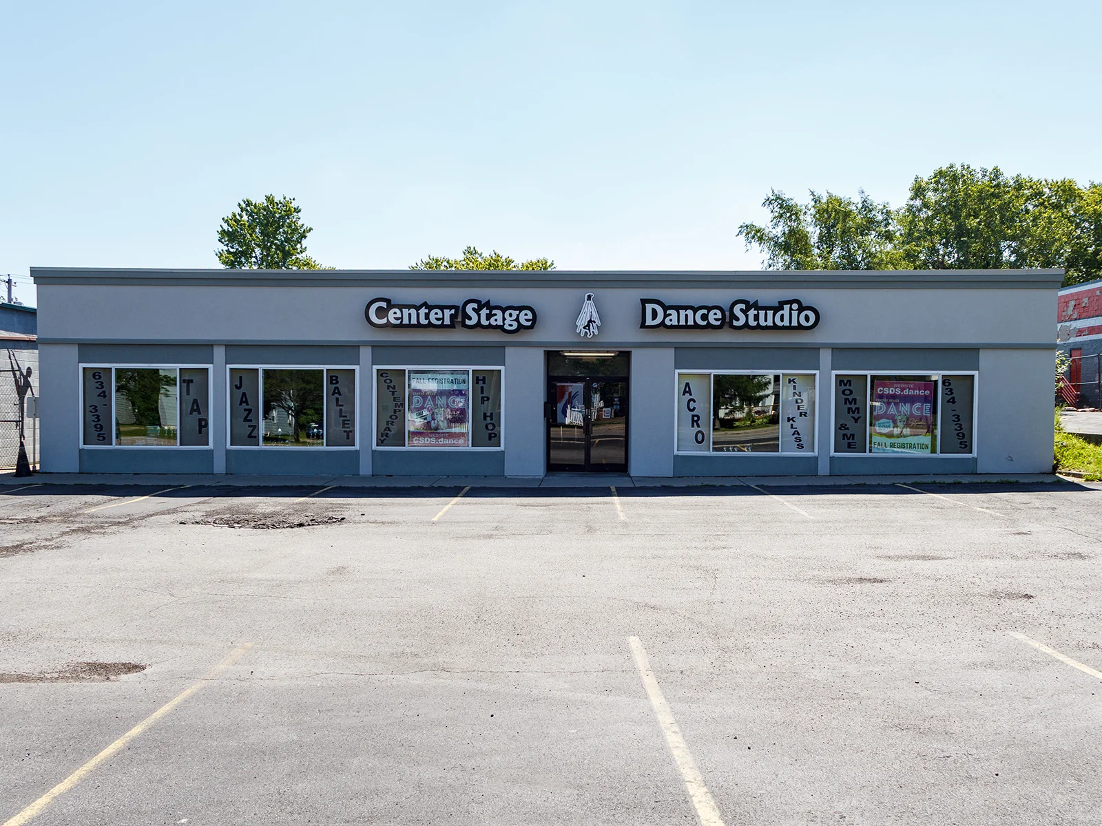 Retail in Cheektowaga, NY — Sale in Cheektowaga, NY, photo 1 of 7