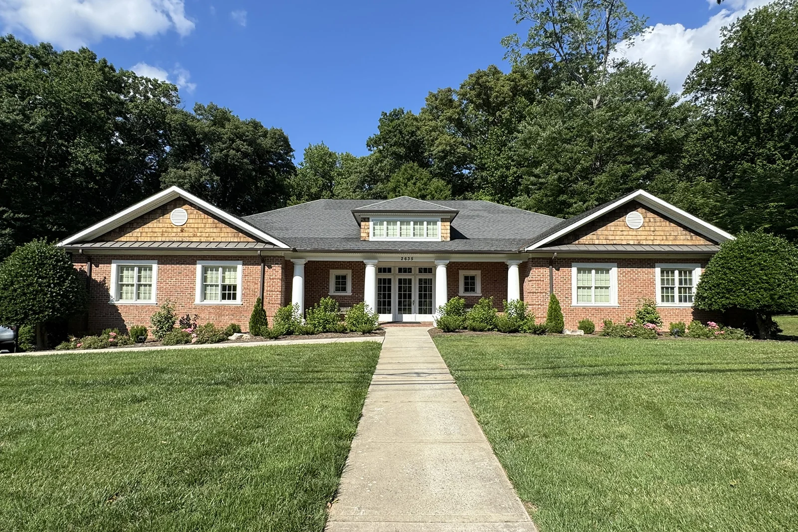 Office in Winston-Salem, NC — Sale in Winston-Salem, NC, photo 1 of 1