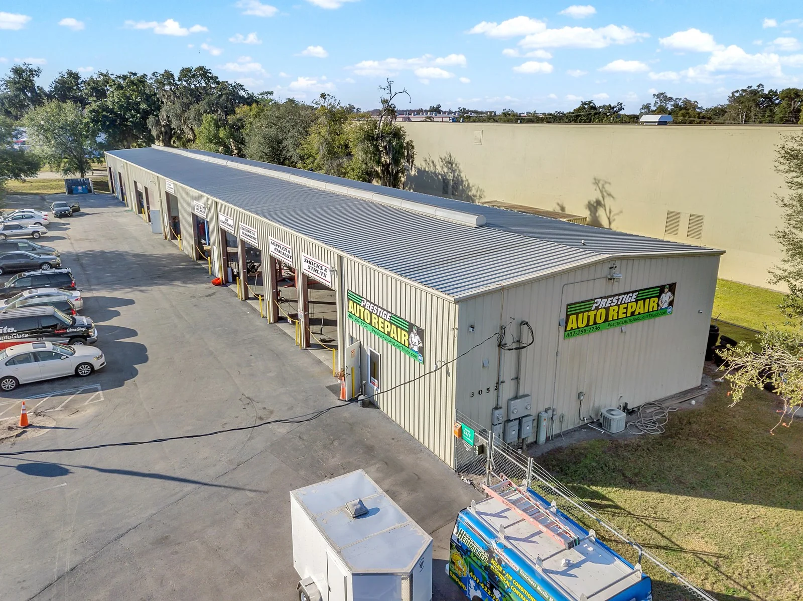 Industrial / Flex Space — Lease in Orlando, FL, photo 2 of 4