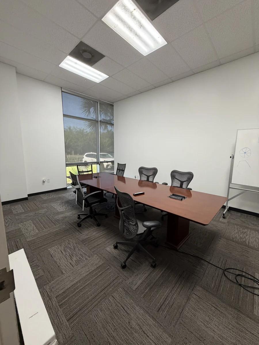 Madison Distribution Center 200 — Lease in Tampa, FL, photo 3 of 5