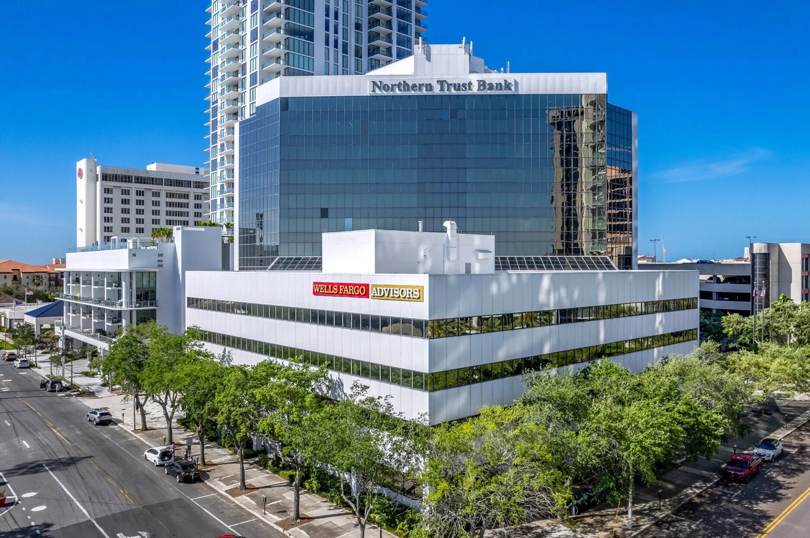 City Center — Lease in St. Petersburg, FL, photo 1 of 8