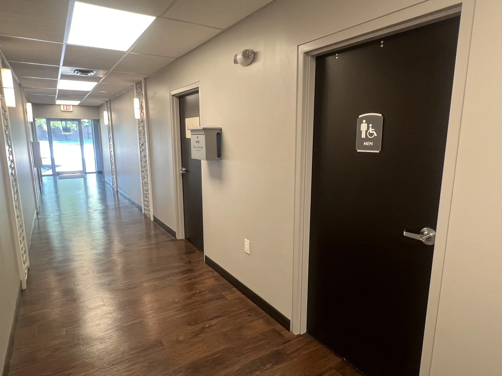 Lindsay Professional Center — Sale in Mentor, OH, photo 6 of 8